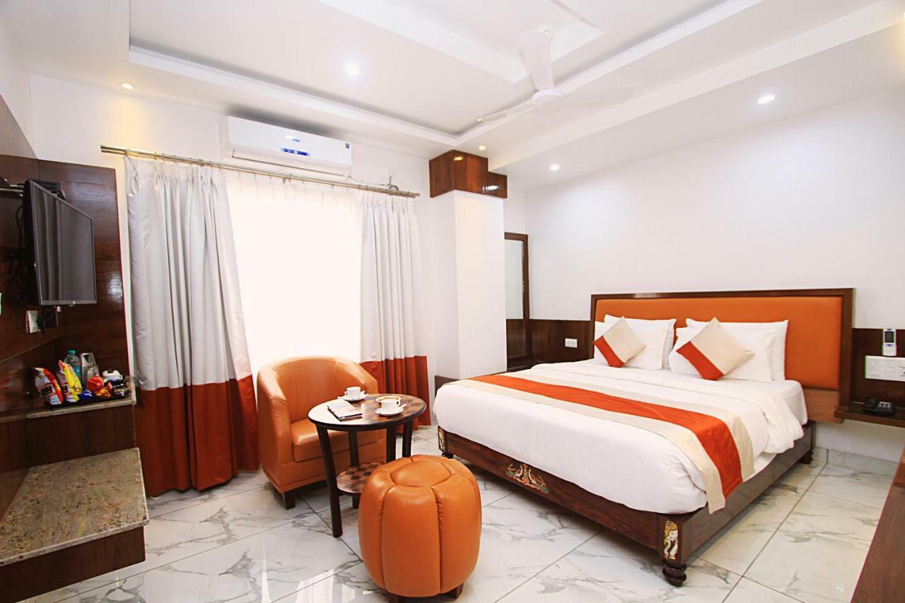 Hotel Lok Sagar Мисор Екстериор снимка